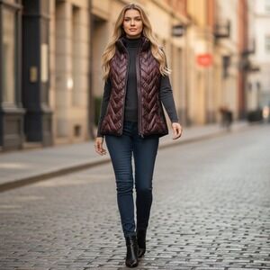 Calvin Klein Performance Womens Large Metallic Burgundy Down Puffer Vest Chevron